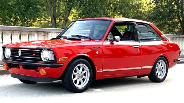 مشخصات فنی تویوتا کرولا نسل دوم Toyota corolla E20