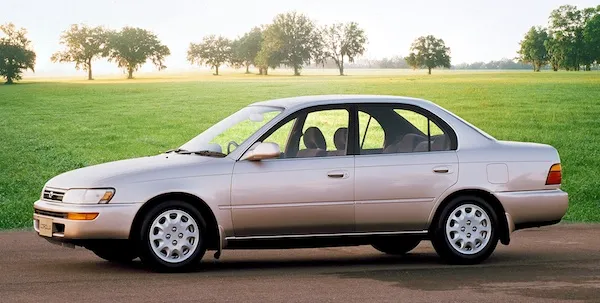 مشخصات فنی تویوتا کرولا نسل هفتم Toyota corolla E100